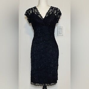 Laura Petites Elegant Black Lace Dress size 6P